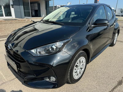 Toyota Yaris 1.5 Hybrid 5 porte Energy del 2022 usata a Modena