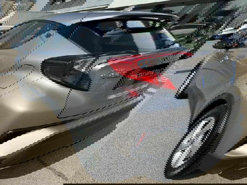 Toyota Toyota C-HR usata a Modena (8)