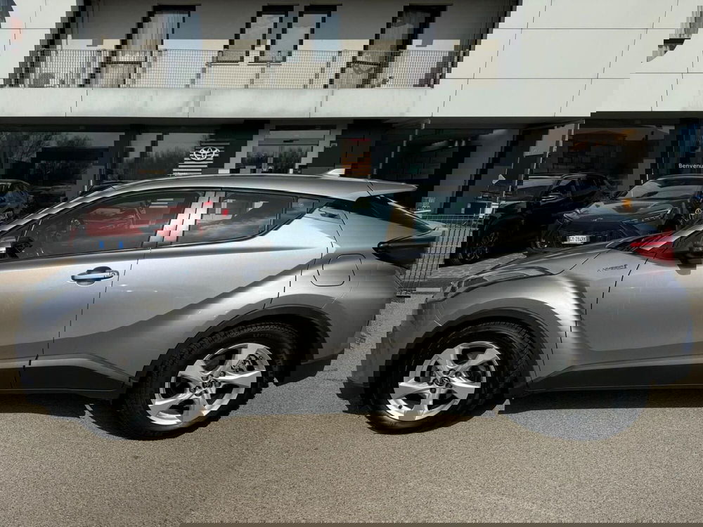 Toyota Toyota C-HR usata a Modena (9)