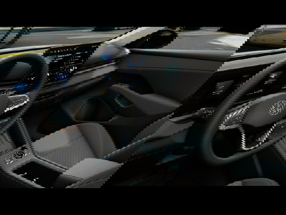 Volkswagen T-Roc nuova a Livorno (6)