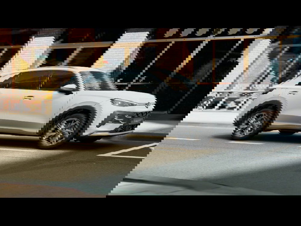 Volkswagen T-Roc nuova a Livorno (3)