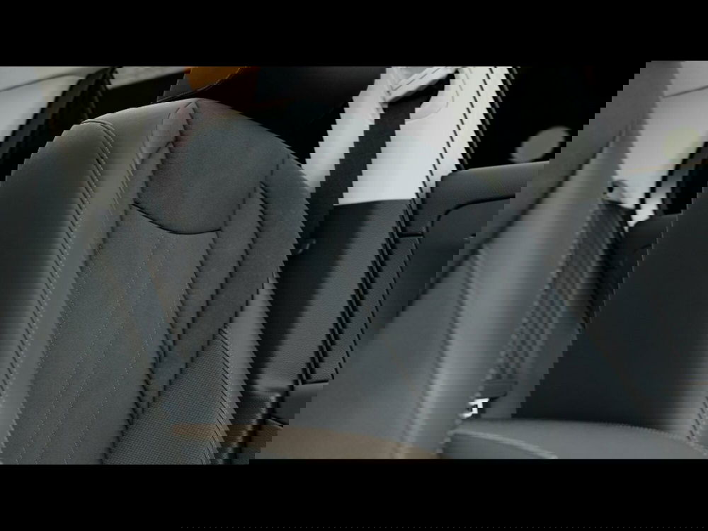 Volkswagen T-Roc nuova a Livorno (7)