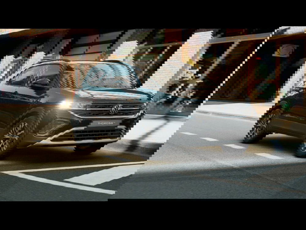 Volkswagen T-Cross nuova a Livorno (4)