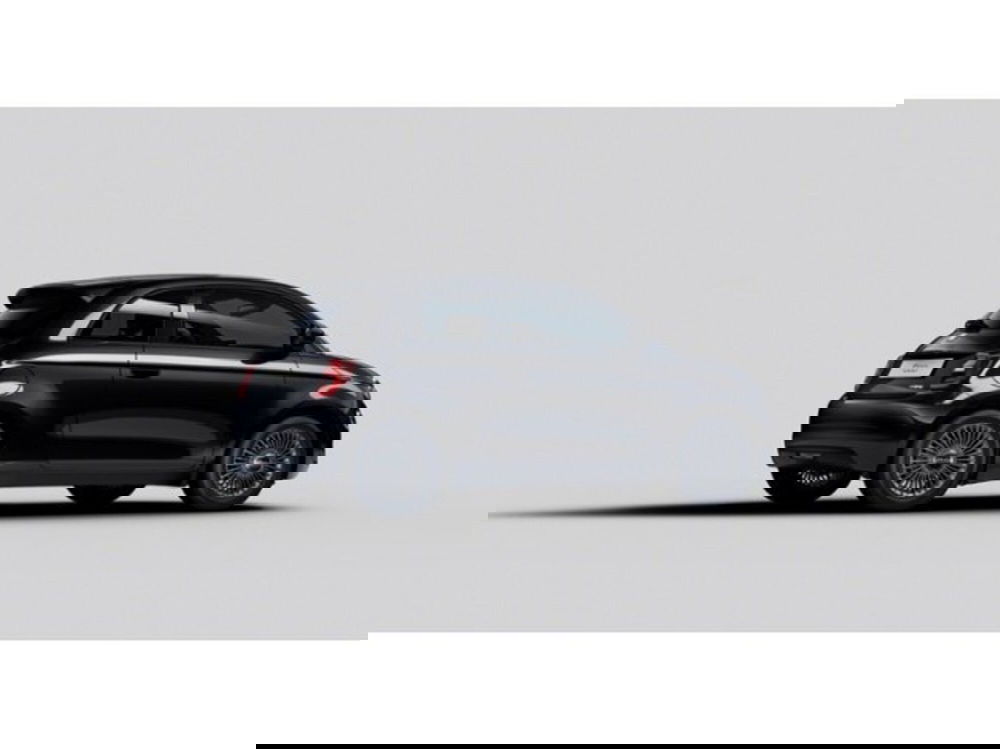 Fiat 500 nuova a Siena (2)