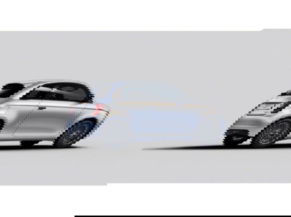 Fiat 500 nuova a Siena (2)