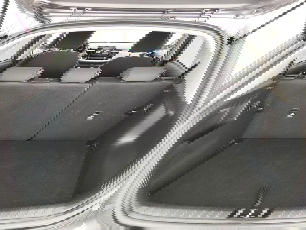 Kia Stonic usata a Como (19)