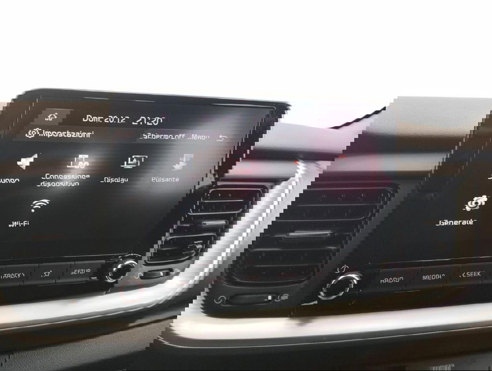 Kia Stonic usata a Como (13)