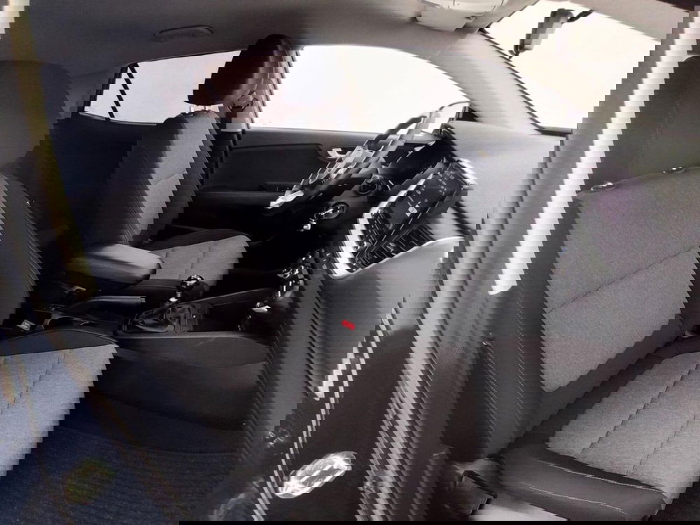 Kia Stonic usata a Como (3)
