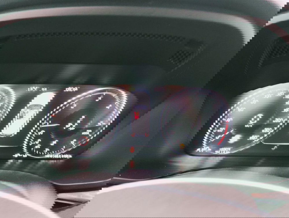 Volvo XC60 usata a Como (12)