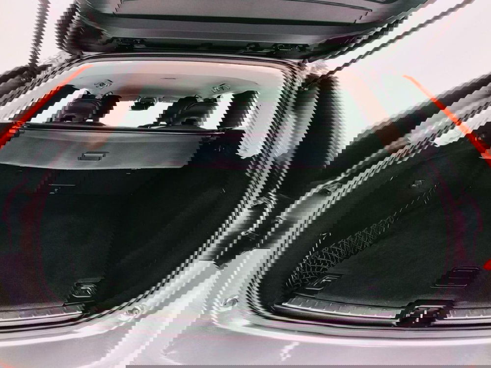 Volvo XC60 usata a Como (18)