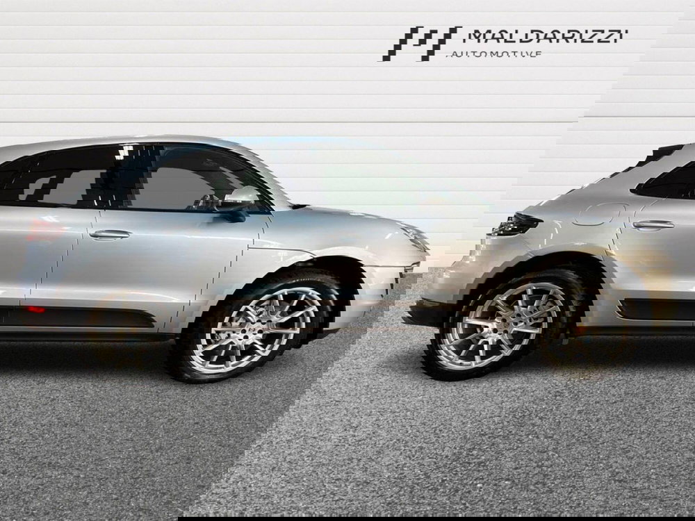 Porsche Macan usata a Bari (5)