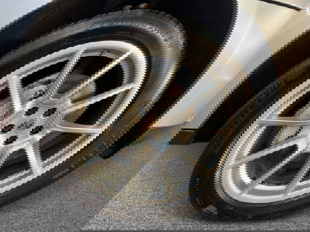 Porsche Macan usata a Bari (6)