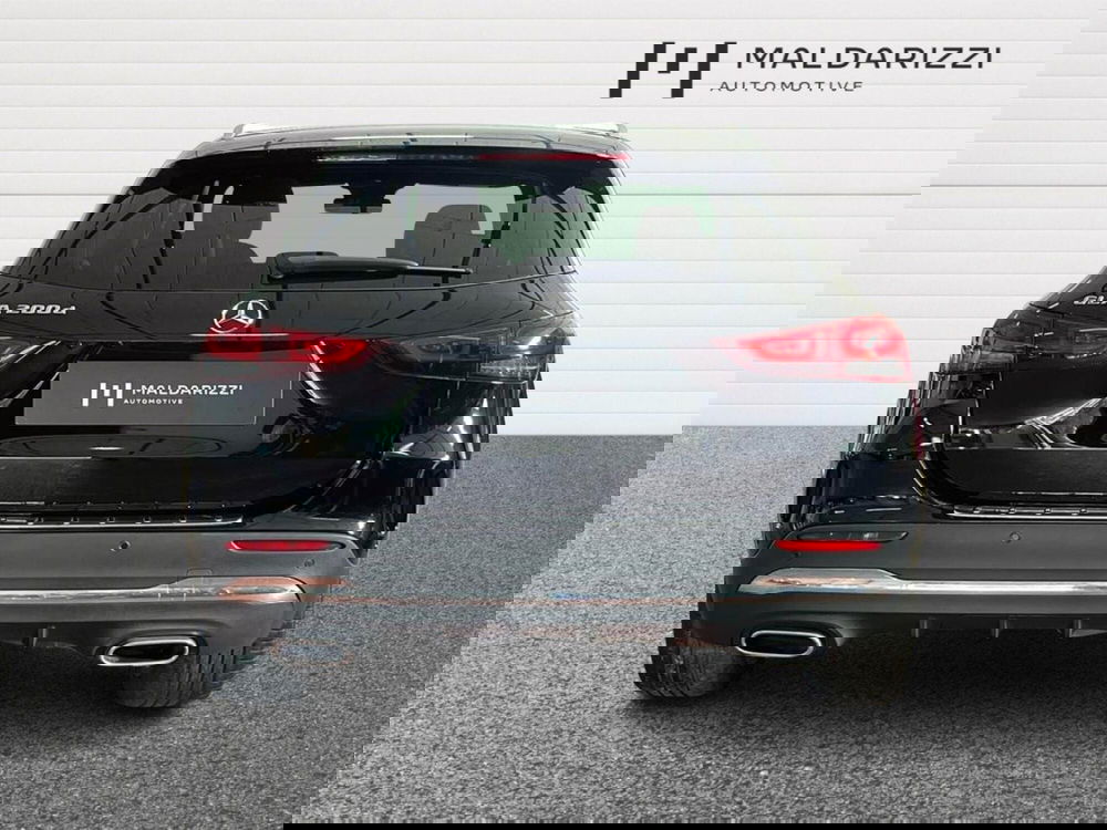 Mercedes-Benz GLA SUV usata a Bari (3)