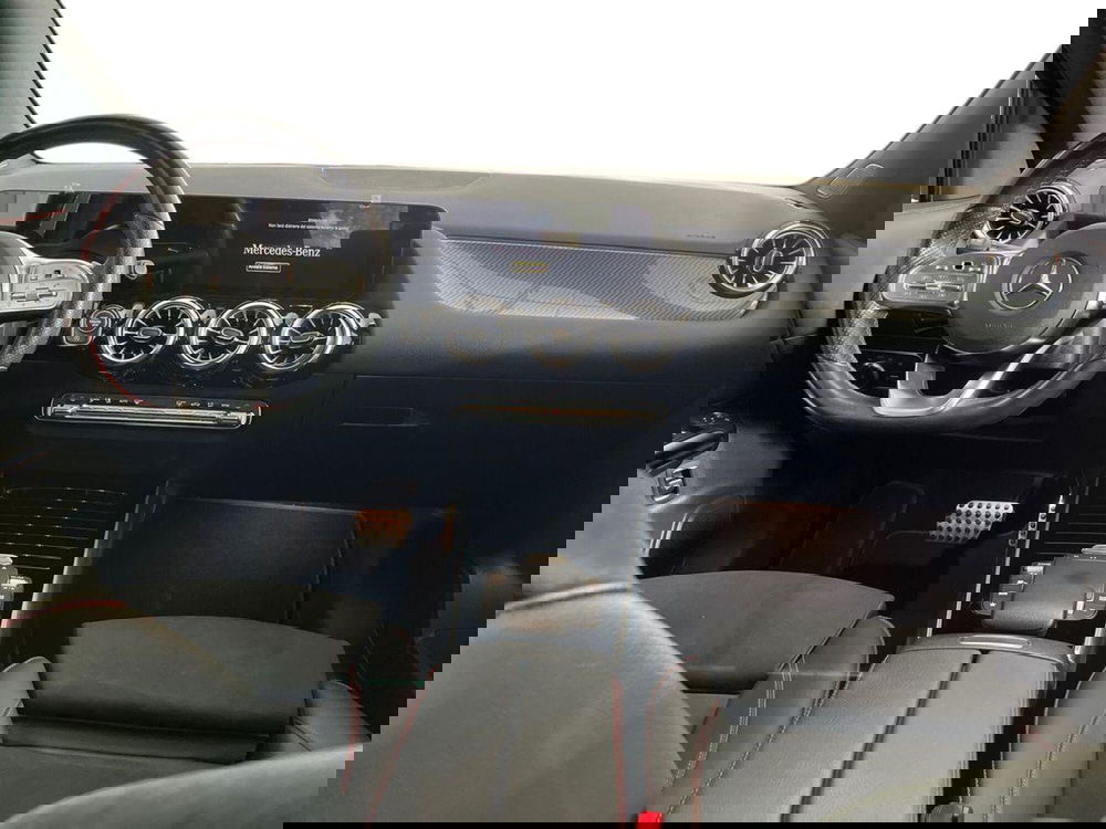 Mercedes-Benz GLA SUV usata a Bari (8)