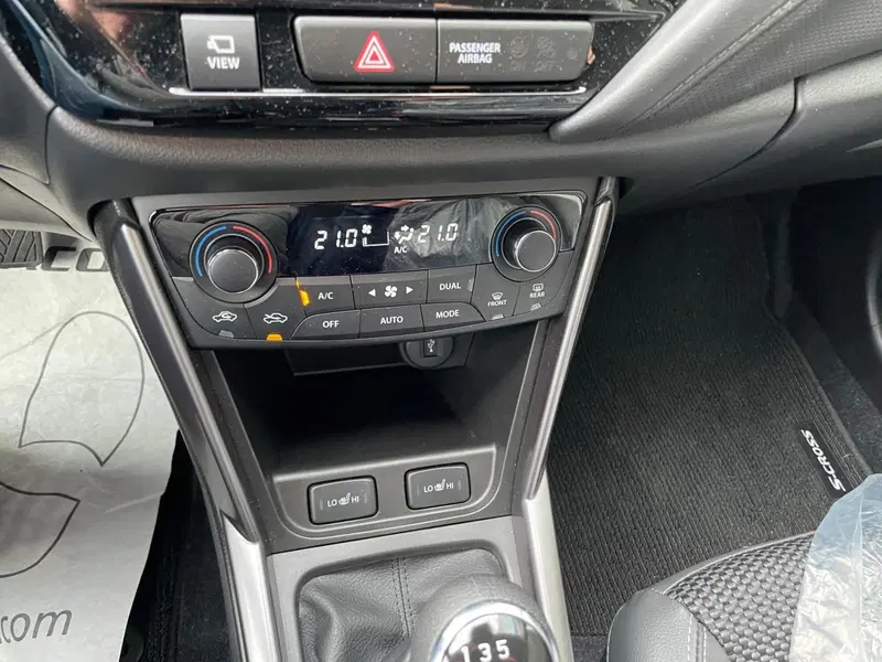 Suzuki S-Cross nuova a Vicenza (12)