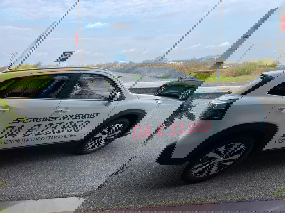 Suzuki S-Cross nuova a Vicenza (4)