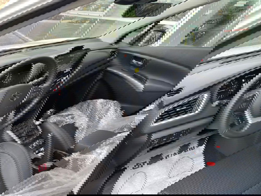 Suzuki S-Cross nuova a Vicenza (7)