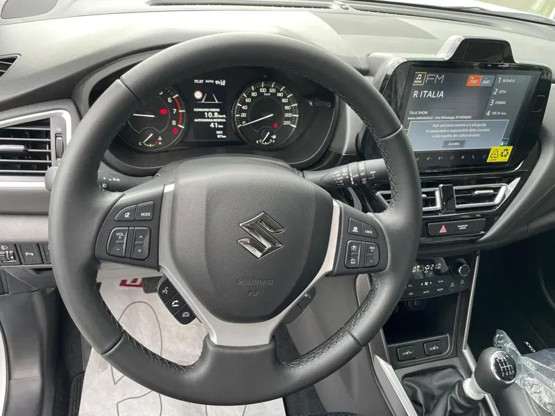 Suzuki S-Cross nuova a Vicenza (9)