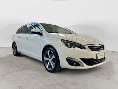 Peugeot 308 SW BlueHDi 120 S&amp;S Allure del 2015 usata a Monopoli