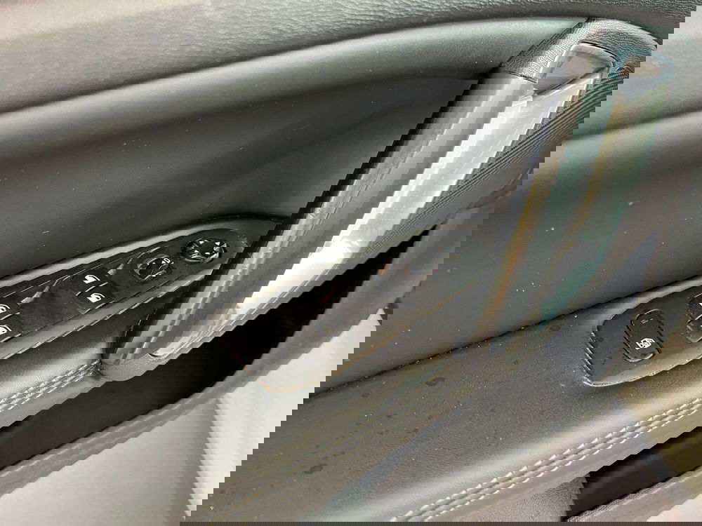 Peugeot 308 SW usata a Bari (13)