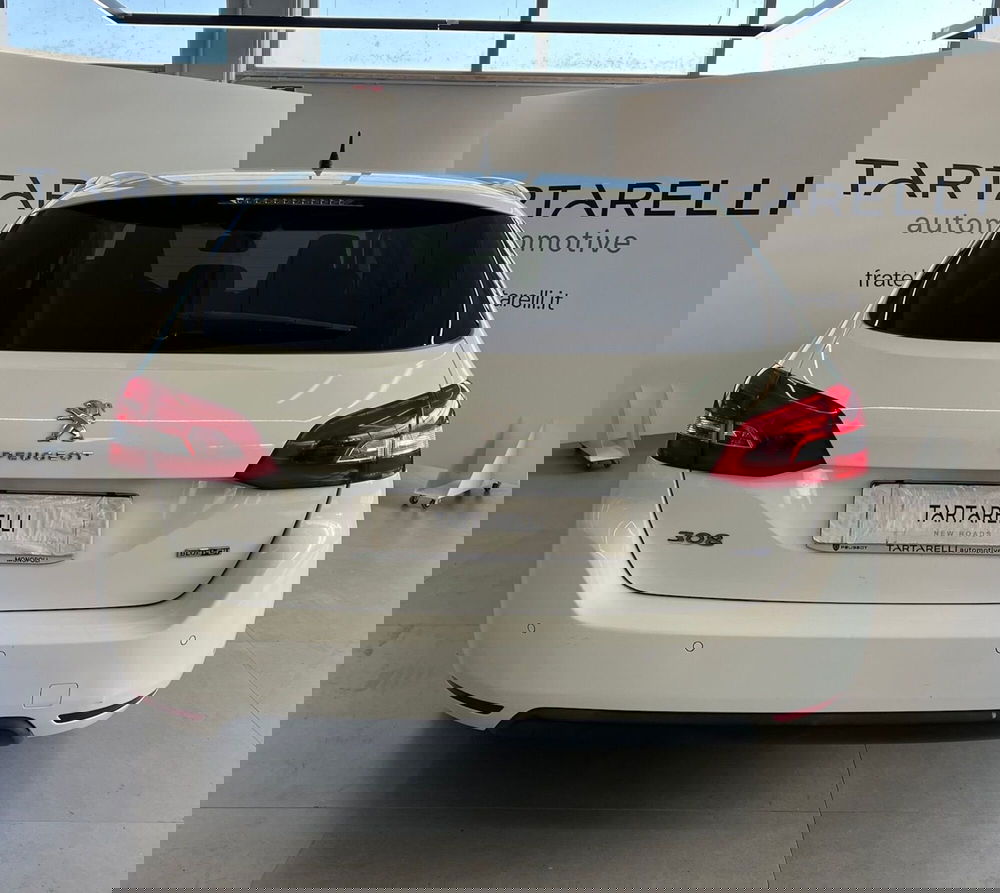 Peugeot 308 SW usata a Bari (8)