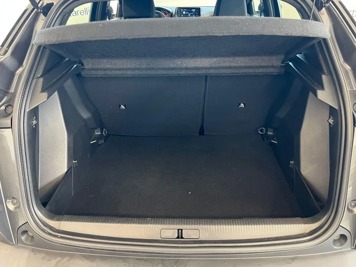 Peugeot 2008 usata a Bari (10)