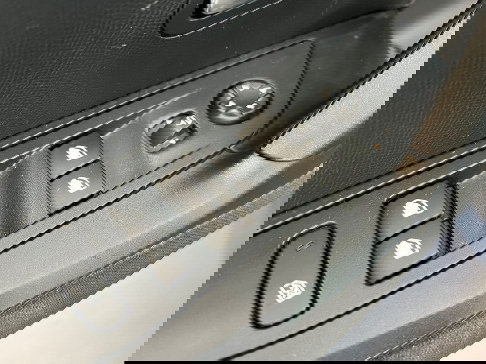 Peugeot 2008 usata a Bari (13)