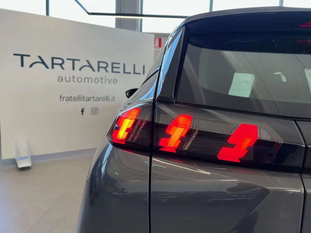 Peugeot 2008 usata a Bari (9)