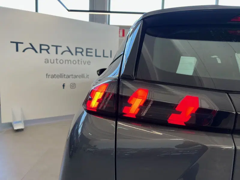 Peugeot 2008 usata a Bari (9)
