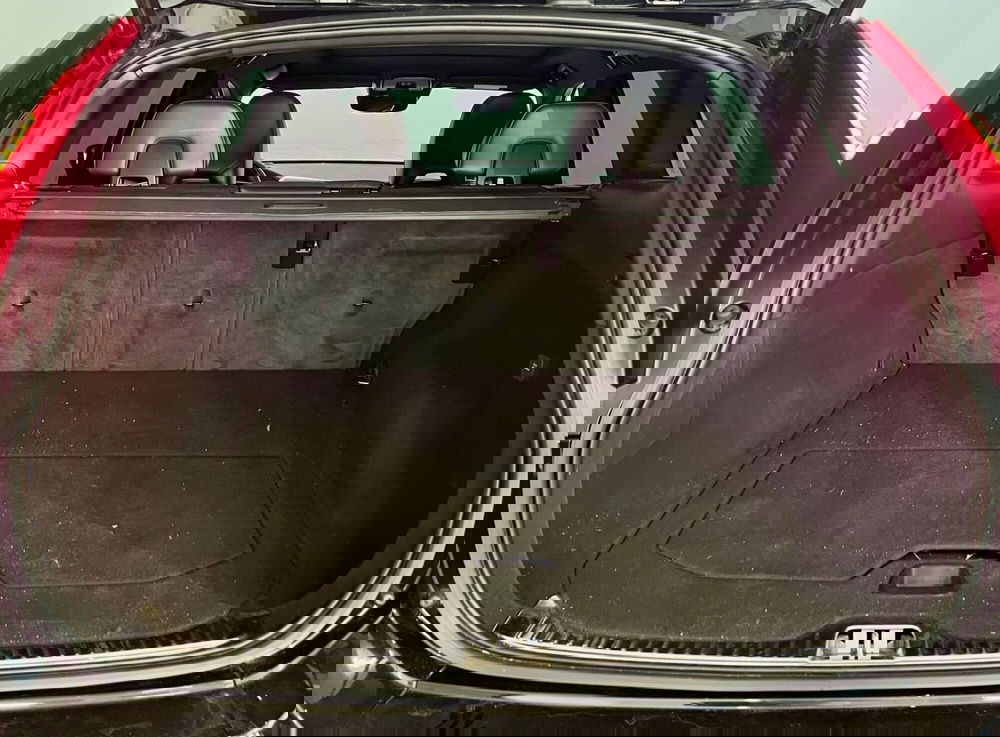 Volvo XC60 usata a Bari (11)