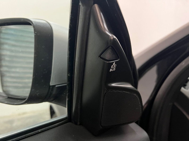 Volvo XC60 usata a Bari (14)