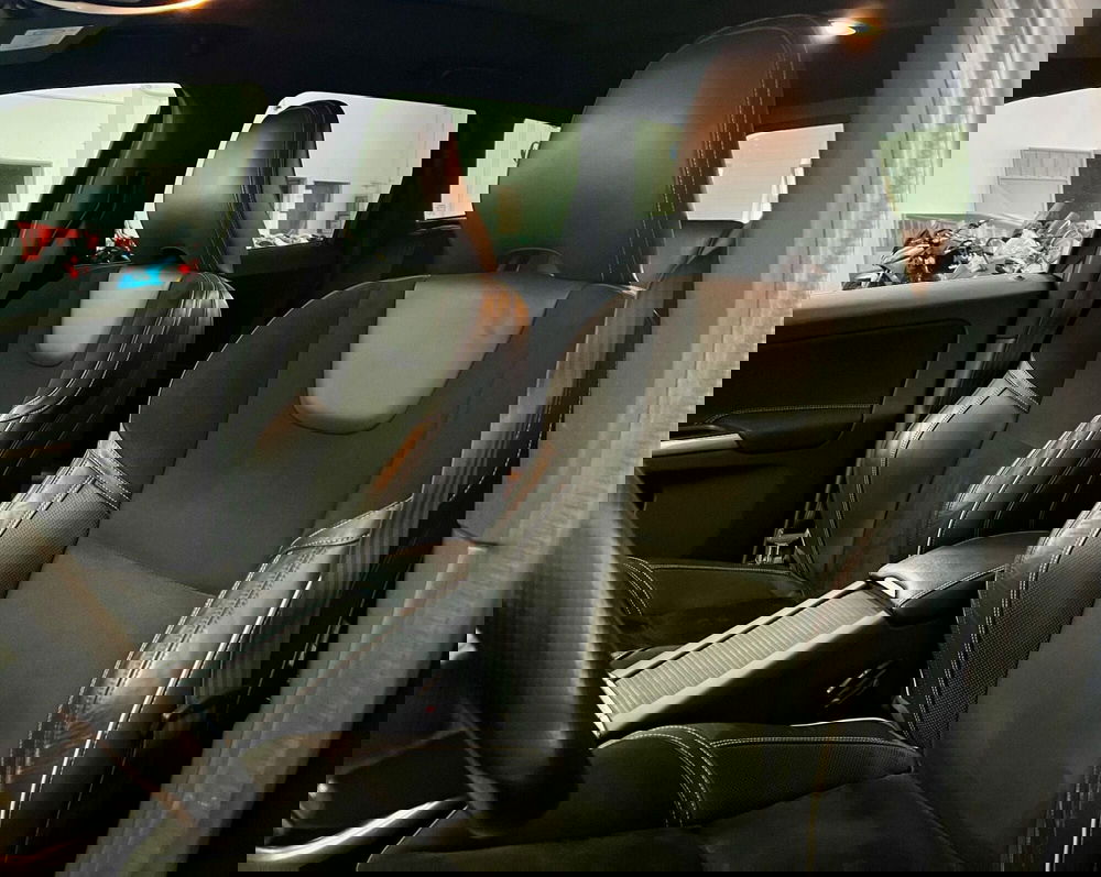 Volvo XC60 usata a Bari (19)