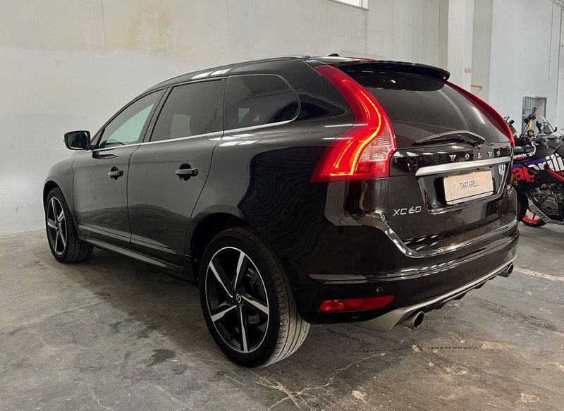 Volvo XC60 usata a Bari (6)