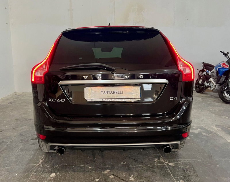 Volvo XC60 usata a Bari (7)