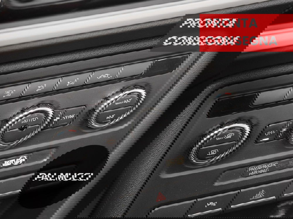 Volkswagen Maggiolino Cabrio usata a Prato (12)