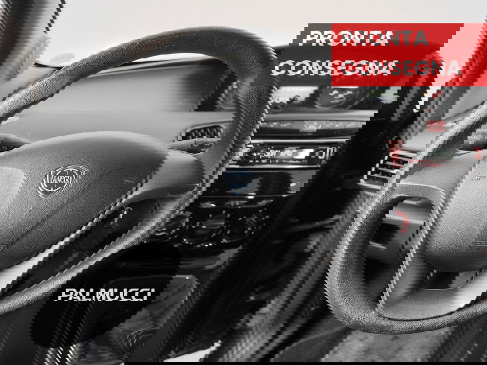 Lancia Ypsilon usata a Prato (10)