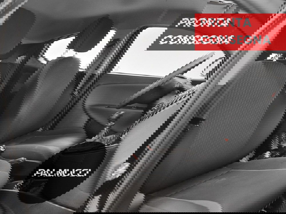 Lancia Ypsilon usata a Prato (13)