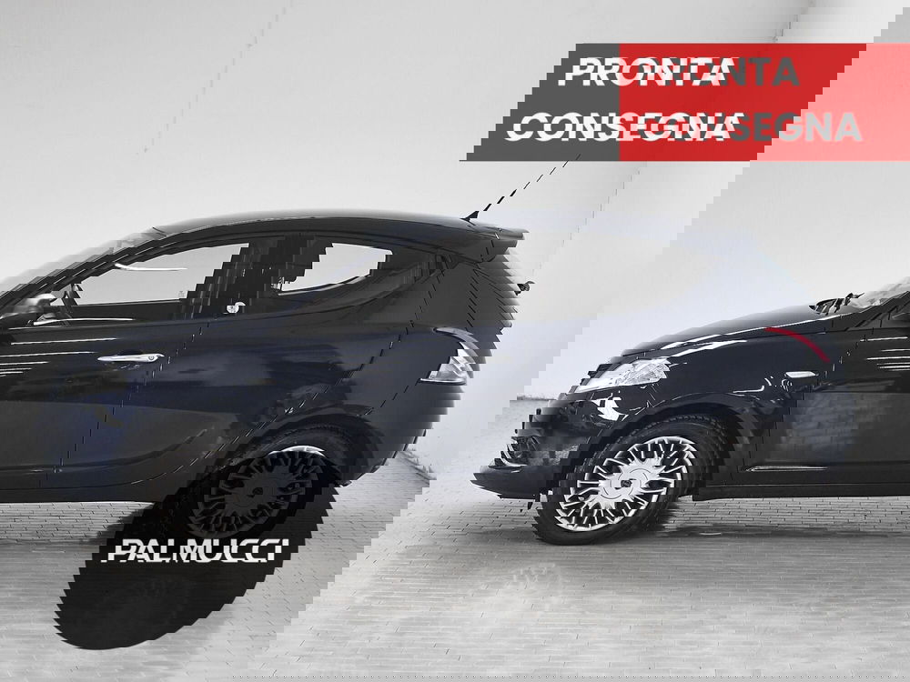 Lancia Ypsilon usata a Prato (5)