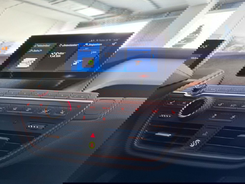 BMW i3 usata a Messina (12)