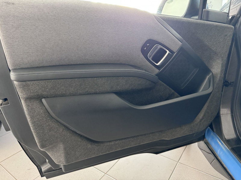 BMW i3 usata a Messina (6)