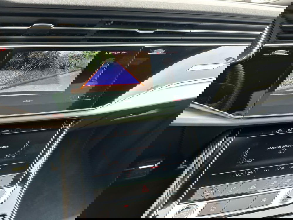 Audi Q8 usata a Messina (14)