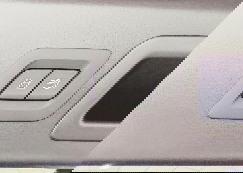 Mazda CX-30 nuova a Vercelli (8)