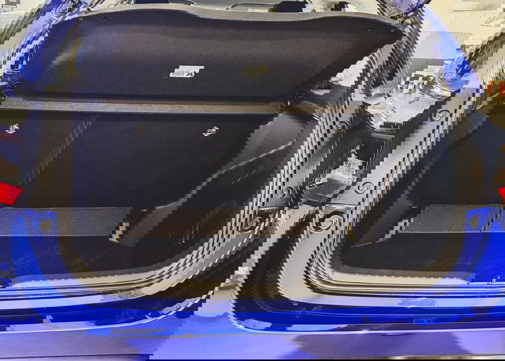 Mazda Mazda2 Hybrid nuova a Vercelli (7)