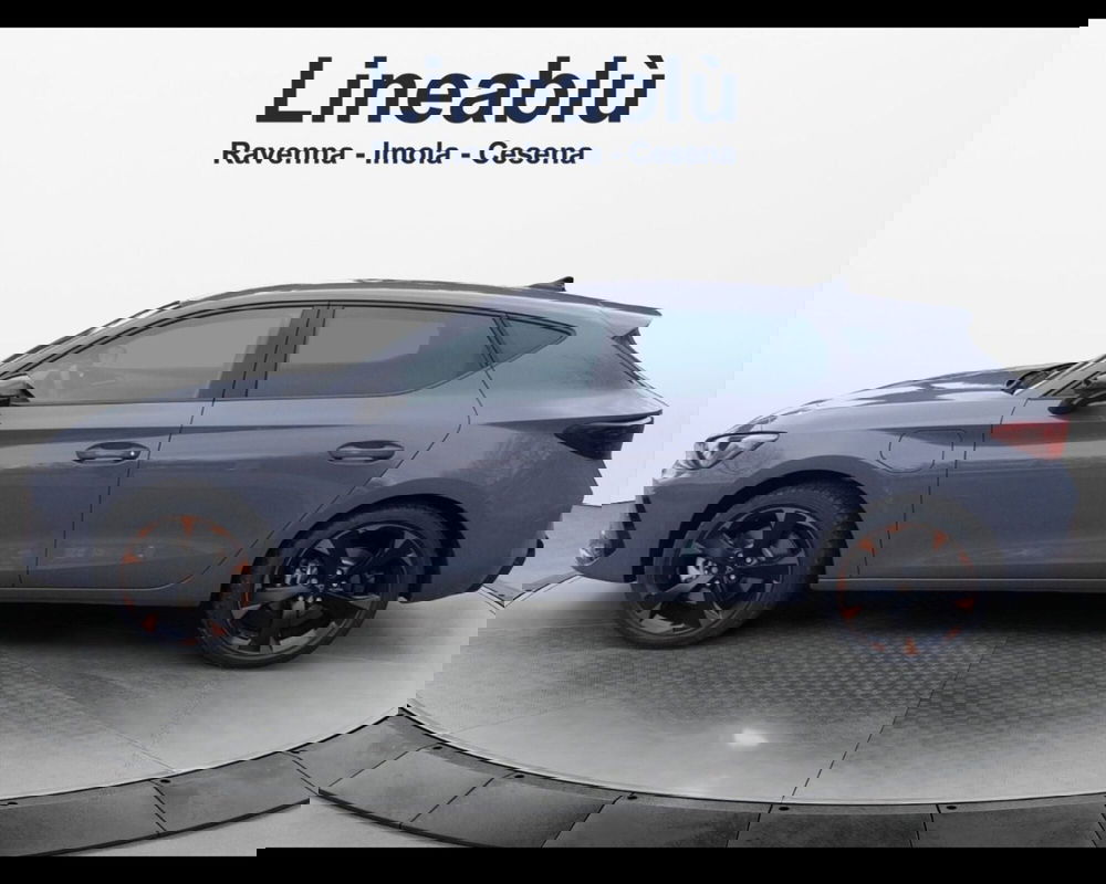 Cupra Leon nuova a Ravenna (2)