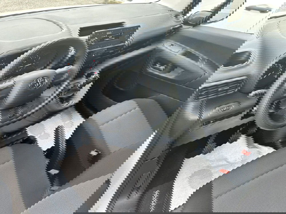 Toyota Proace City usata a Bergamo (8)