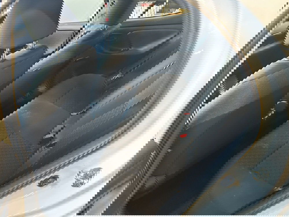 Toyota Yaris usata a Bergamo (19)