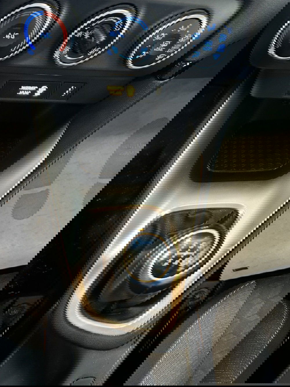 Toyota Yaris usata a Bergamo (20)