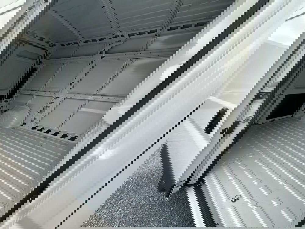 Toyota Proace Max Furgone nuova a Bergamo (10)