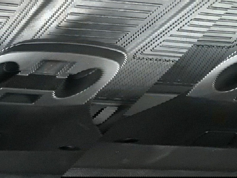 Toyota Proace Max Furgone nuova a Bergamo (18)