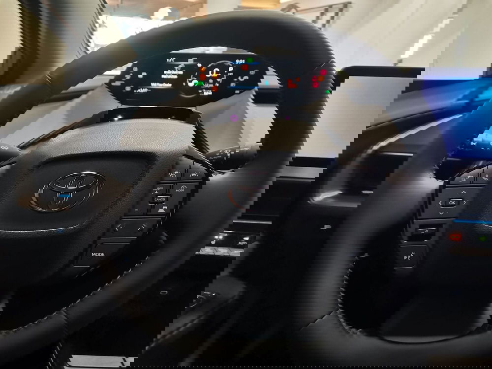 Toyota Prius nuova a Bergamo (13)